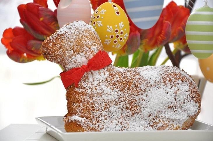 Osterlamm mit dem Enkel backen