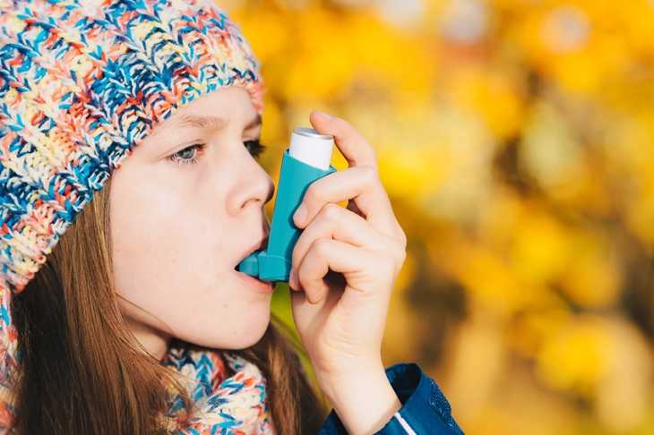 Asthma bei Kindern - Darauf müssen Eltern & Großeltern achten