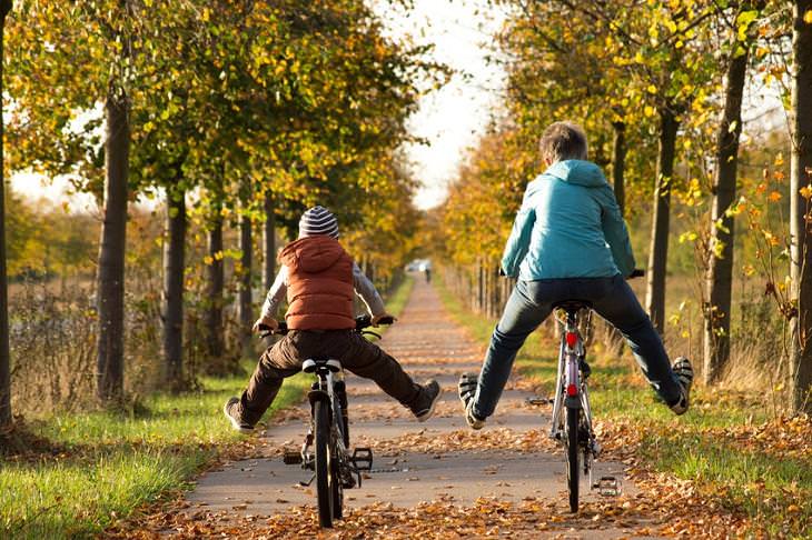 Sport mit den Enkeln - Rad fahren ist bestens geeignet