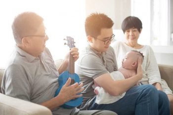 Musik sollte ein fester Begleiter im Alltag der Kinder sein