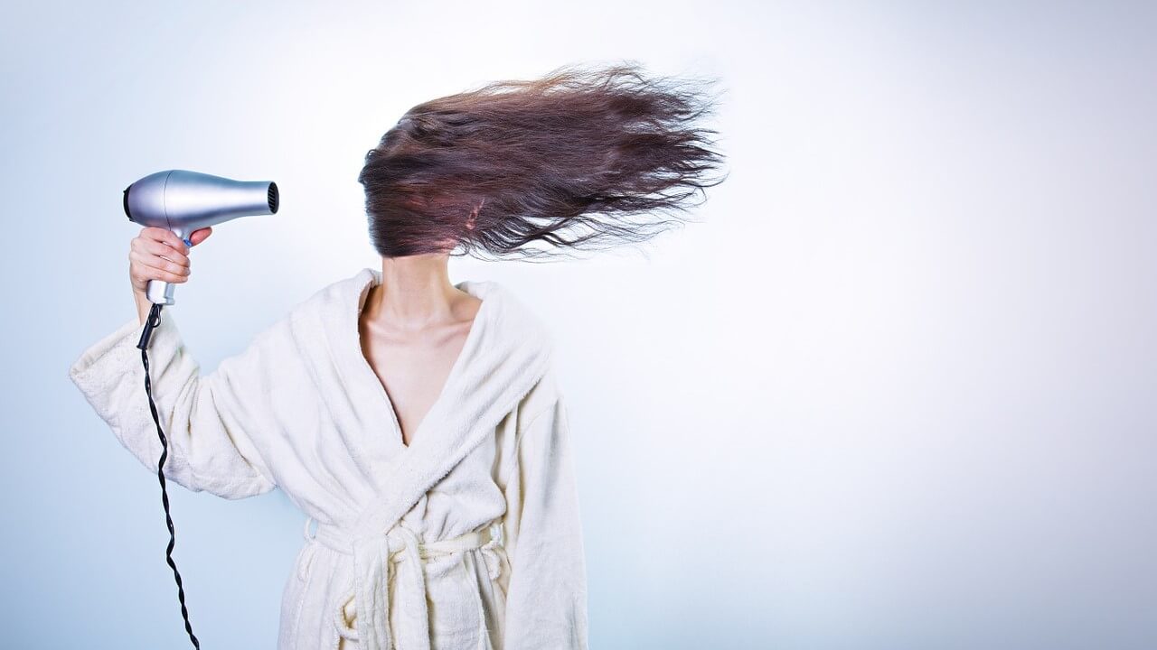Haarausfall Wechseljahre: Das können Sie dagegen tun