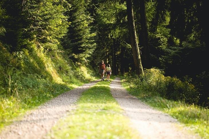 Bequeme Kleidung macht viel aus auf längeren Spaziergängen