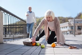 Stürzen vorbeugen - dabei geht es in einer Studie